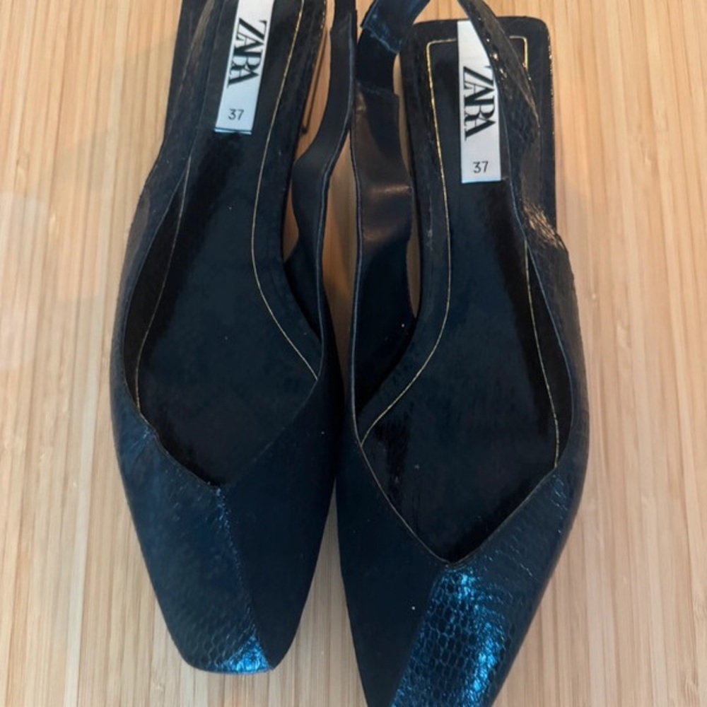 Zara Black Heels with Sleek Design